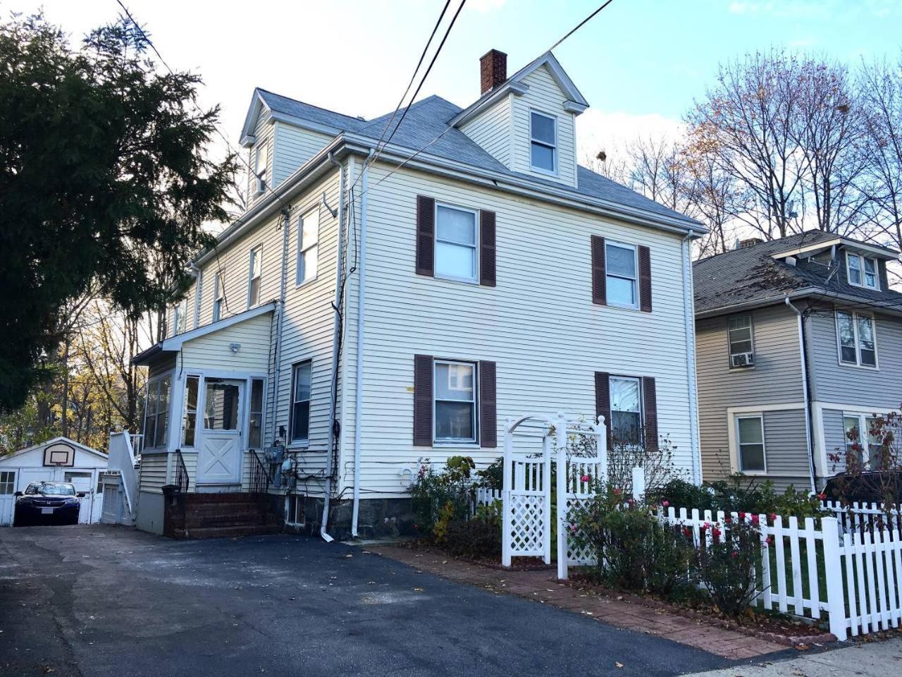 הוילה ~*Pet Friendly 30Min To Downtown*~ The Bostonian מראה חיצוני תמונה